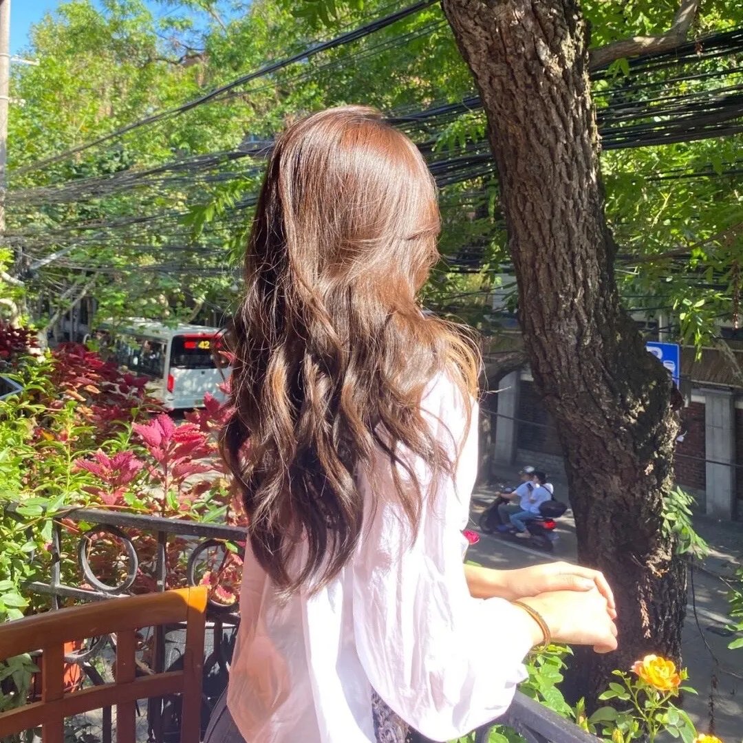 《出场的拉扎罗》海报
